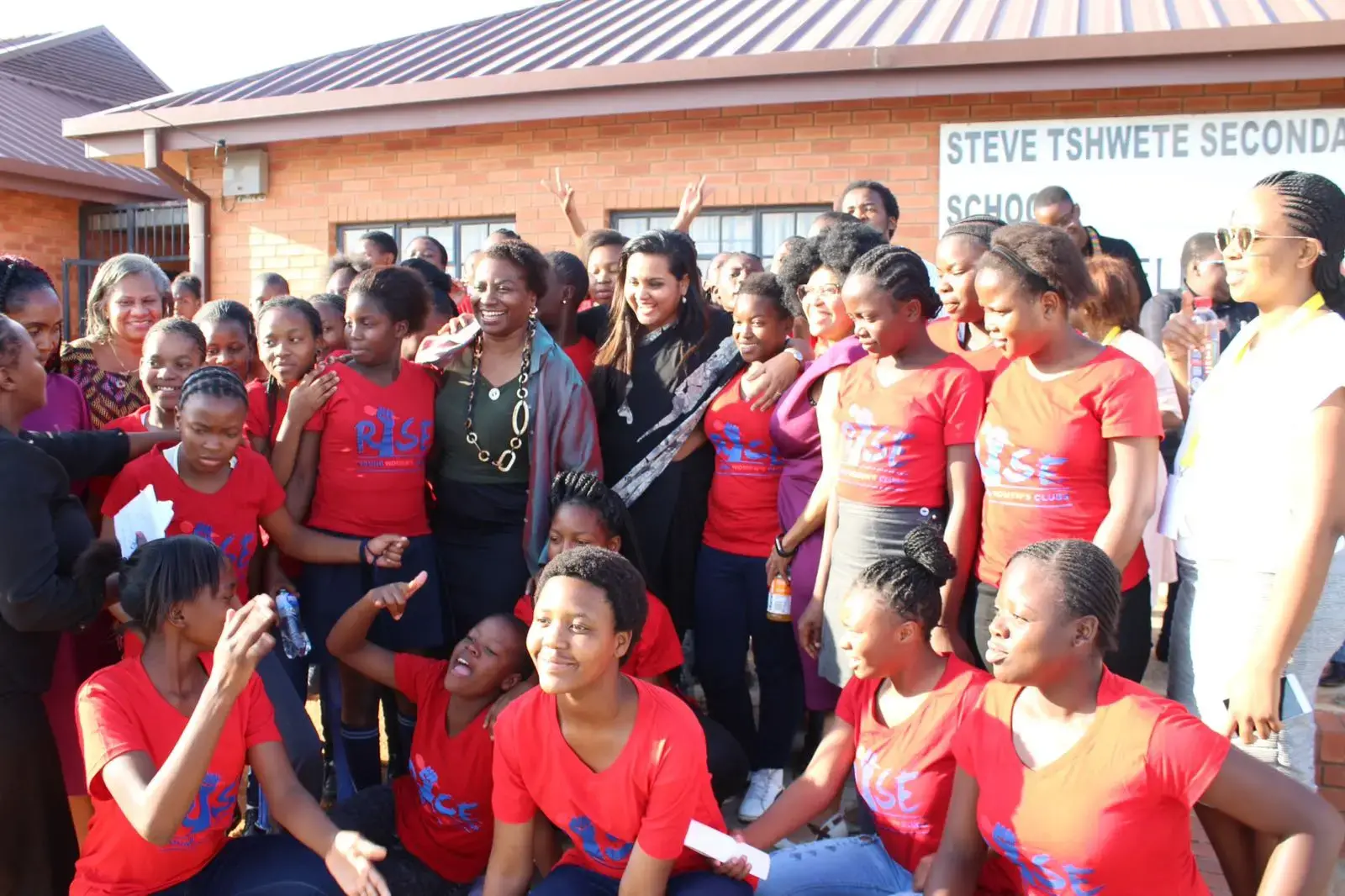 "Keep Rising" says Natalia Kanem and Jayathma Wikramanayake to Teenage Girls at Steve Tshwete Secondary School in Olievenhoutbosch, Tshwane